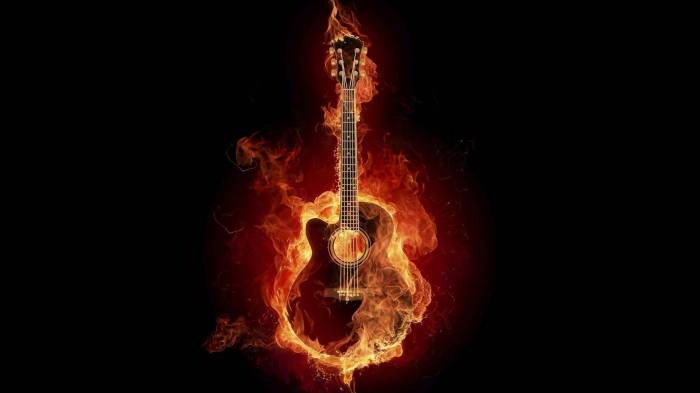 Широкоформатные обои Красивая горящая гитара, Гитара горит в огне