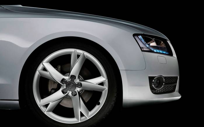 Широкоформатные обои Audi A5 колесо, Колесо Ауди А5 (Audi A5)