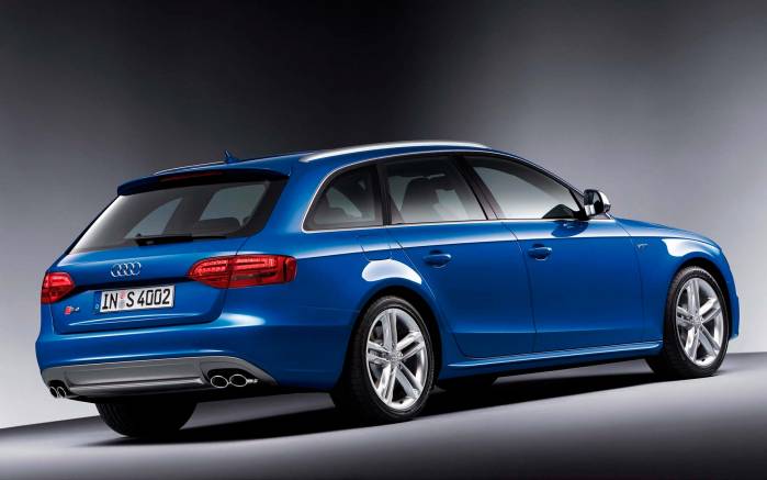 Широкоформатные обои Audi S4 Avant под углом, Вид под углом Ауди (Audi S4 Avant)