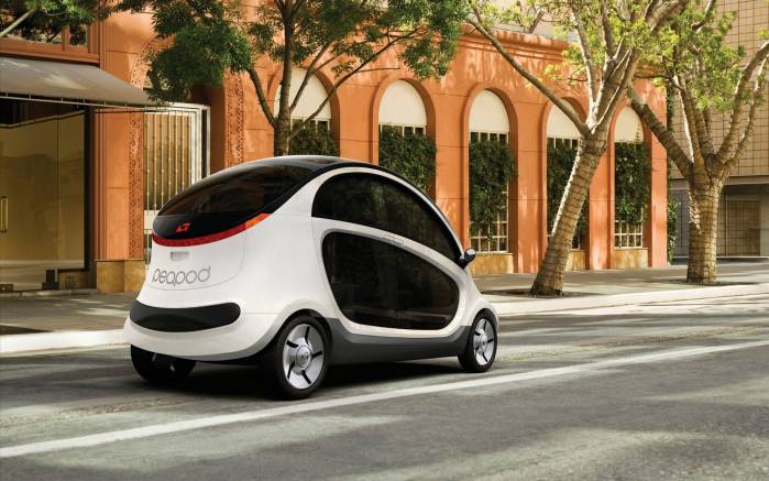 Широкоформатные обои На улице Chrysler GEM Peapod, На улице Крайслер ГЕМ Пипод (Chrysler GEM Peapod)