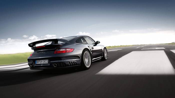 Широкоформатные обои Porsche 911 GT2, Линия старта