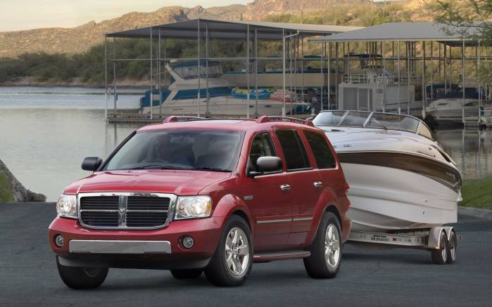 Широкоформатные обои С прицепом Dodge Durango Hybrid 2009, С прицепом Додж Дюранго Гибрид (Dodge Durango Hybrid 2009)