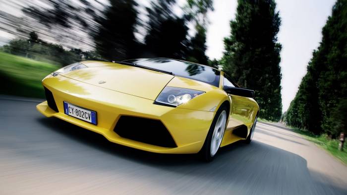 Широкоформатные обои Желтый Lamborghini murcielago, Передняя часть Lamborghini murcielago