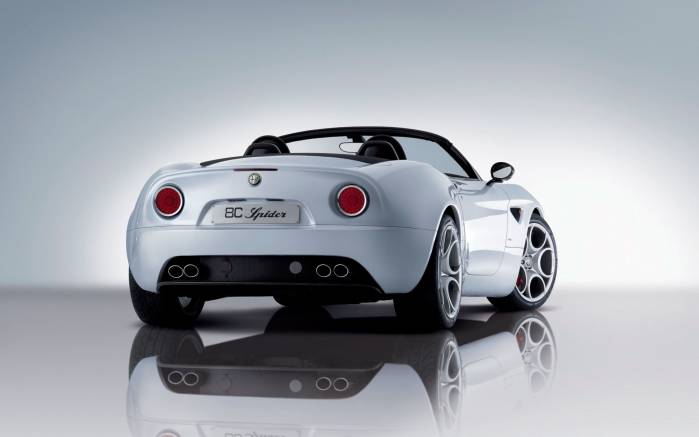 Широкоформатные обои Alfa Romeo 8C Spider 2008, Альфа Ромео Спайдер (Alfa Romeo 8C Spider 2008)