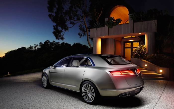 Широкоформатные обои Lincoln MKT Concept, Линкольн Концепт вид сзади (Lincoln MKT Concept)