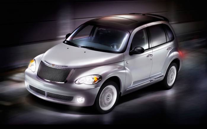 Широкоформатные обои На скорости Chrysler PT Dream Cruiser Series 5 200, На скорости Крайслер Дрим Крузер Серия 5 (Chrysler PT Dream Cruiser Series 5 2009)