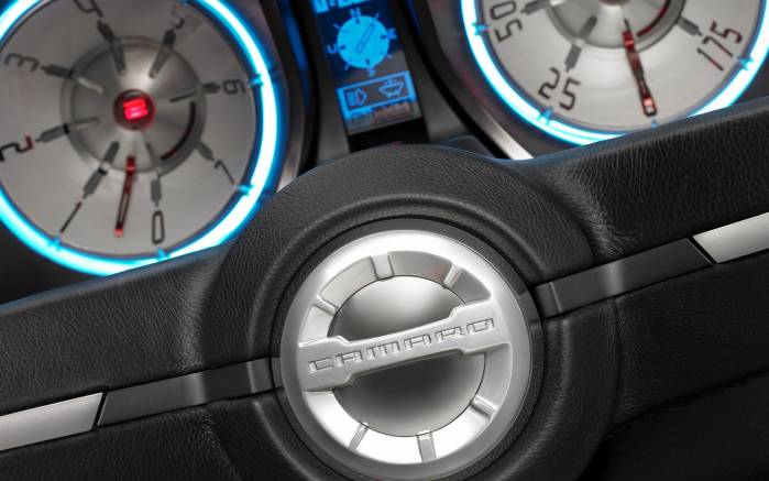 Широкоформатные обои Приборы Chevrolet Camaro Convertible, Приборы Шевроле Камаро Конвертебл (Chevrolet Camaro Convertible)