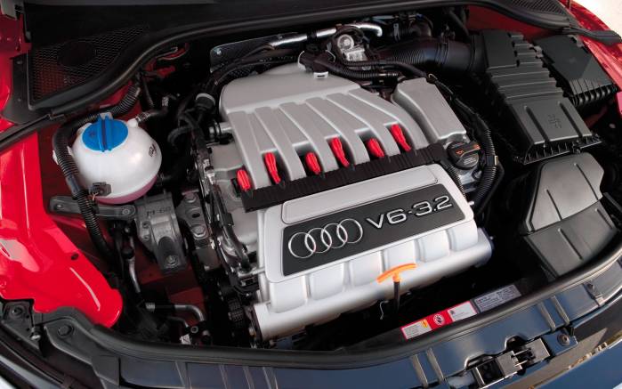 Широкоформатные обои Двигатель Audi TT, Двигатель Ауди (Audi TT Coupe 2008)