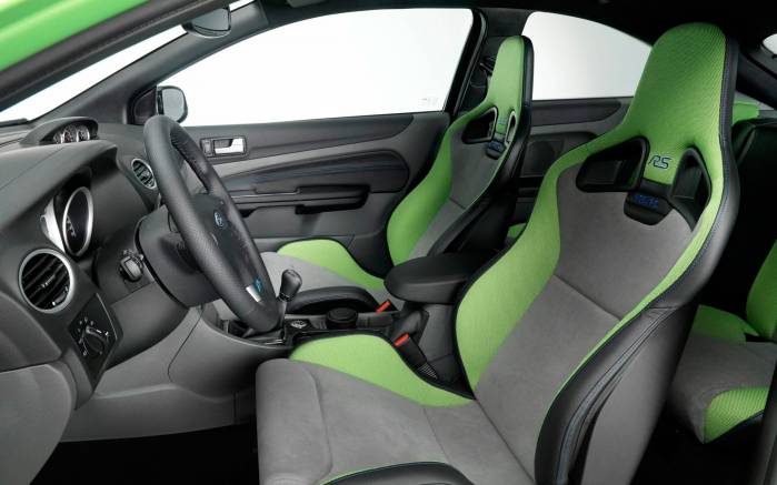 Широкоформатные обои Интерьер Ford Focus RS 2009, Интерьер Форд Фокус (Ford Focus RS 2009)