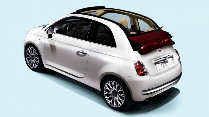 Широкоформатные обои 2009 Fiat 500C, Белый мини автомобиль