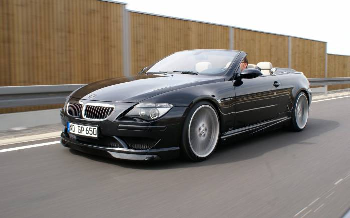 Широкоформатные обои На дороге BMW G power M6 hurricane, На дороге БМВ пауэр М6 Харрикейн (G power M6 hurricane)