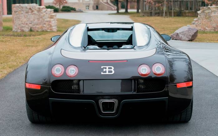 Широкоформатные обои Вид сзади Bugatti Veyron Hermes, Вид сзади Бугатти Вейрон Герсмес (Bugatti Veyron Hermes)