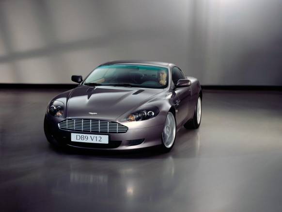Широкоформатные обои Астон Мартин DB9, Aston Martin DB9 (Астон Мартин DB9 вид спереди)