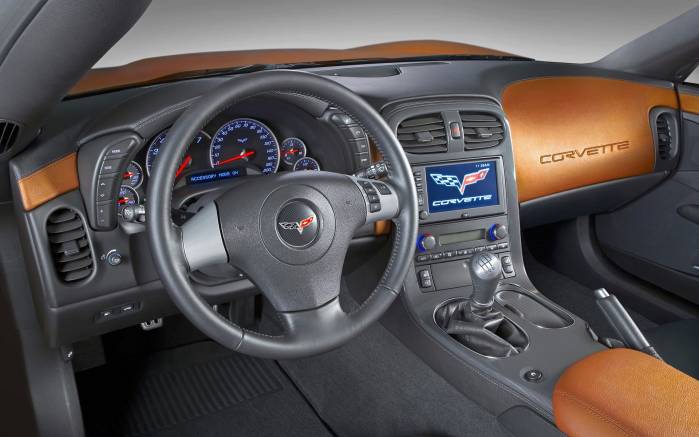 Широкоформатные обои Салон Chevrolet Corvette 2008, Салон Шевроле Корвет (Chevrolet Corvette 2008)