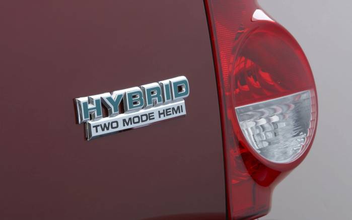 Широкоформатные обои Логотип Dodge Durango Hybrid 2009, Логотип Додж Дюранго Гибрид (Dodge Durango Hybrid 2009)
