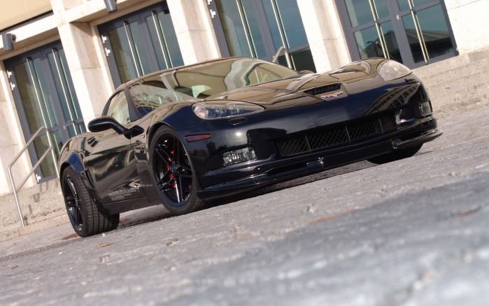 Широкоформатные обои Под углом Chevrolet BlackEdition Corvette, Под углом Шевроле Корвет (Chevrolet BlackEdition Corvette)