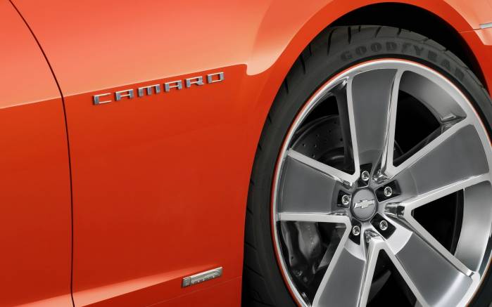 Широкоформатные обои Колесо Chevrolet Camaro Convertible, Колесо Шевроле Камаро Конвертебл (Chevrolet Camaro Convertible)