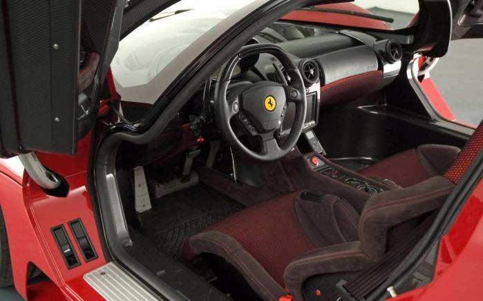 Широкоформатные обои Салон Ferrari P4 5 Pininfarina, Салон Феррари Пининфарина (Ferrari P4 5 Pininfarina)