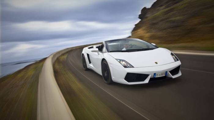 Широкоформатные обои Скоростное Lamborghini gallardo lp560 speed, Белый Lamborghini gallardo lp560 speed