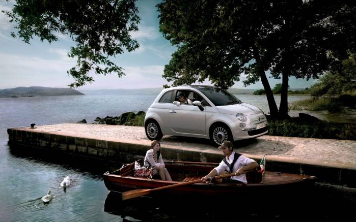 Широкоформатные обои На море Fiat 500, На море Фиат 500 (Fiat 500)
