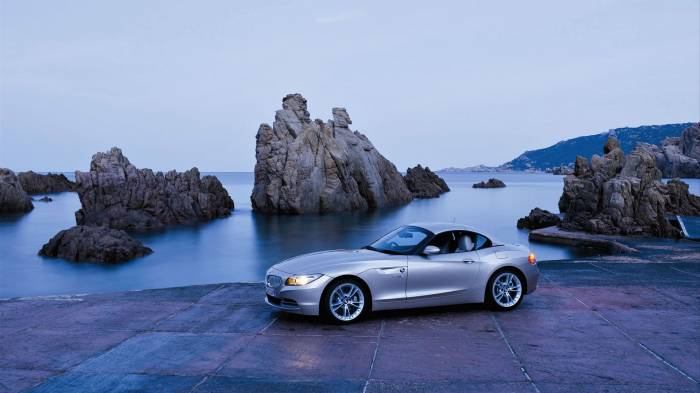 Широкоформатные обои BMW Z4, BMW серебреный купе