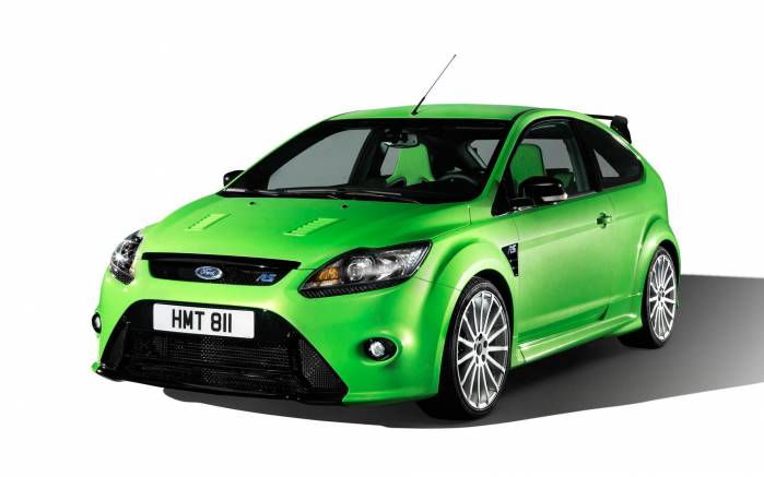 Широкоформатные обои Под углом Ford Focus RS 2009, Под углом Форд Фокус (Ford Focus RS 2009)