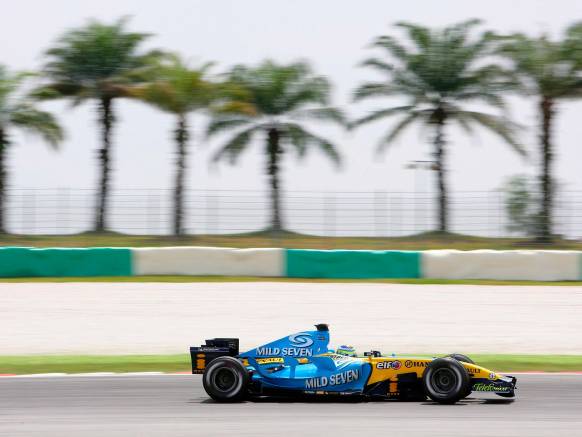 Широкоформатные обои Renault F1, Рено Формула 1 вид сбоку (Renault F1 car right side)