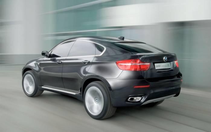 Широкоформатные обои На скорости BMW X6 Concept, На скорости БМВ Концепт (BMW X6 Concept)