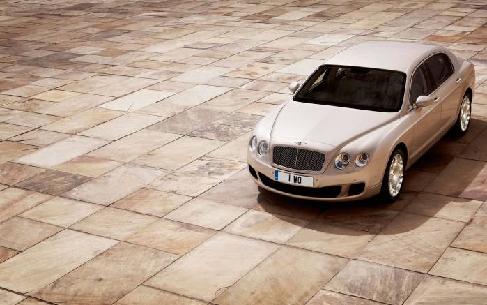 Широкоформатные обои Вид сверху Bentley Continental Flying Spur, Вид сверху Континенталь Флаин Спар (Bentley Continental Flying Spur)