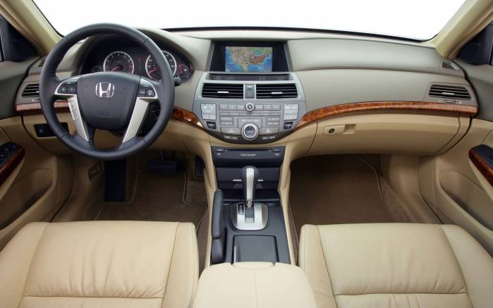 Широкоформатные обои Интерьер Honda Accord 2008, Интерьер Хонда Аккорд (Honda Accord 2008)