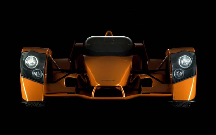 Широкоформатные обои В темноте Caparo T1, В темноте Капаро (Caparo T1)
