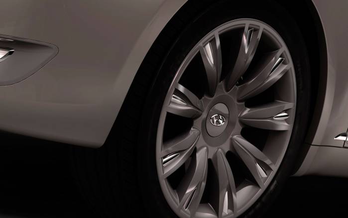Широкоформатные обои Колесо Hyundai Genesis Concept, Колесо Хундай Дженезис Концепт (Hyundai Genesis Concept)