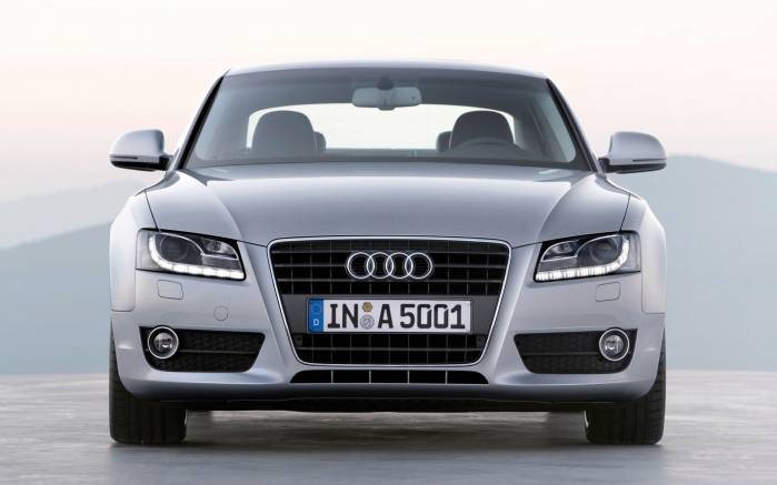 Широкоформатные обои Audi A5 вид спереди, Вид спереди Ауди А5 (Audi A5)