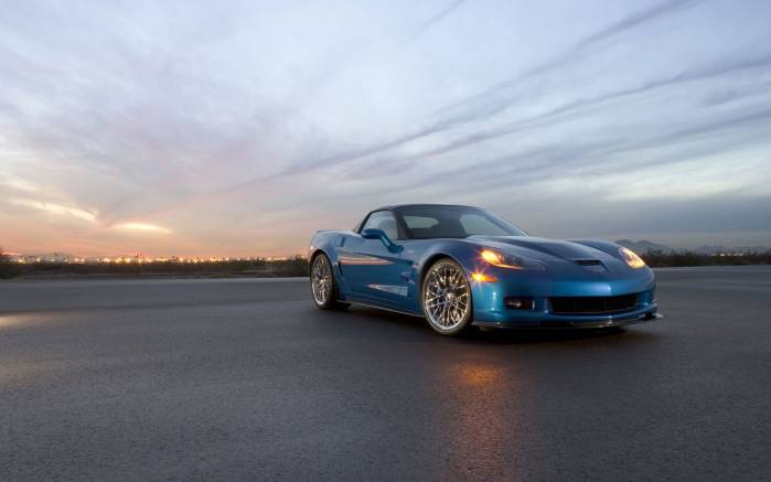 Широкоформатные обои На закате Chevrolet Corvette ZR1 2009, На закате солнца Шевроле Корвет (Chevrolet Corvette ZR1 2009)