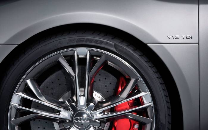 Широкоформатные обои Колеса Audi R8 V12 TDI, Колеса Ауди (Audi R8 V12 TDI)