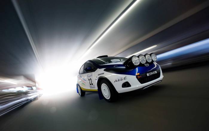 Широкоформатные обои Mazda 2 Extreme, Мазда Экстрим (Mazda 2 Extreme)