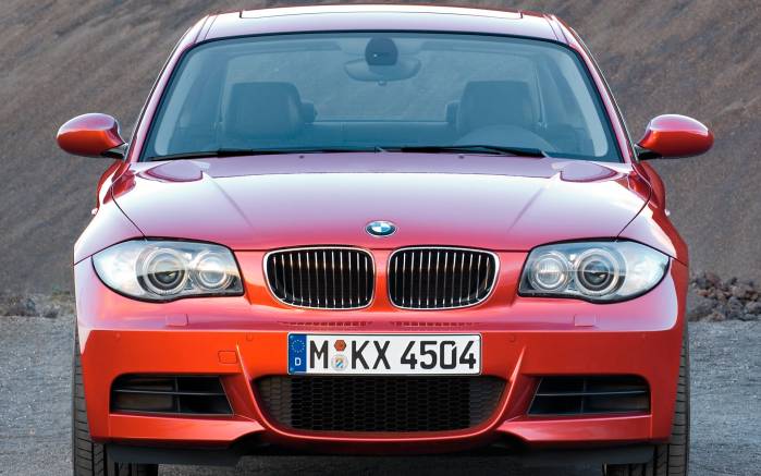 Широкоформатные обои Вид спереди BMW 135i, Вид спереди БМВ (BMW 135i)