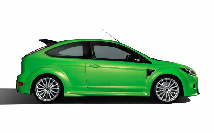 Широкоформатные обои Вид сбоку Ford Focus RS 2009, Вид сбоку Форд Фокус (Ford Focus RS 2009)