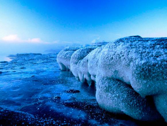 Широкоформатные обои Айсберг на Аляске, Голубой айсберг на Аляске
