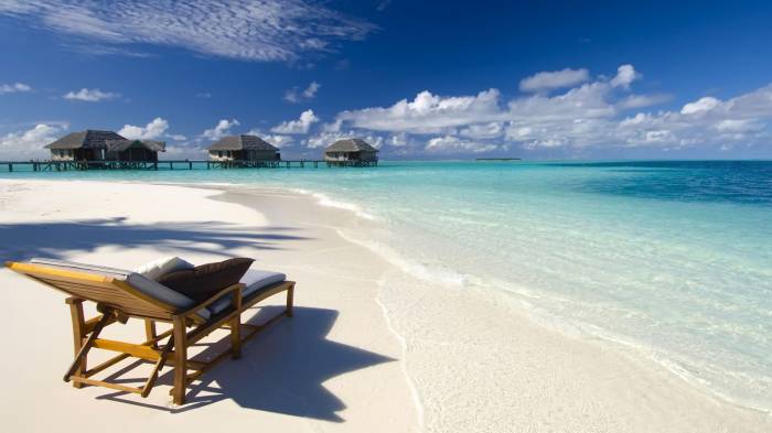 Широкоформатные обои Пляж на Мальдивах, Белоснежный берег