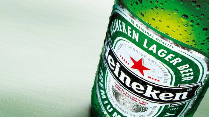 Широкоформатные обои Heineken, Холодное пиво