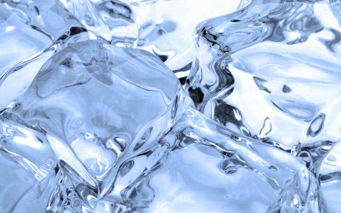 Широкоформатные обои Голубоватый лед, Кубики голубого льда