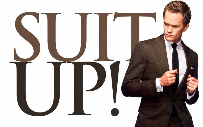 Широкоформатные обои Suit up!, Костюм (Suit up!)