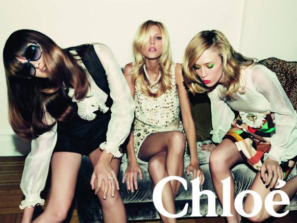 Широкоформатные обои Духи Chloe, Известные духи от Chloe