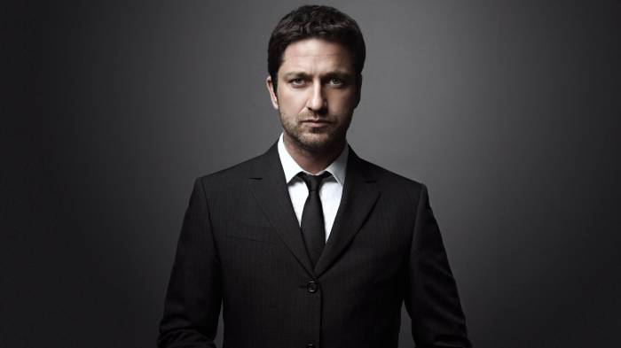 Широкоформатные обои Серьезный Джерард Батлер, Деловой стиль