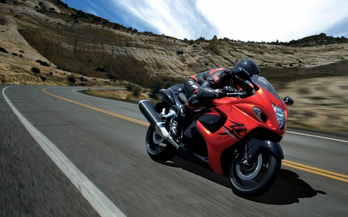 Широкоформатные обои 2009 Hayabusa, Хаябаса 2009 года на треке (2009 Hayabusa)